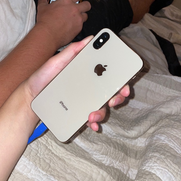 iPhone XS